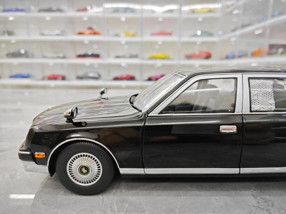 Almost Real Toyota 1997 Century Black 1:18 – Collectible Diecast Model Die-Cast