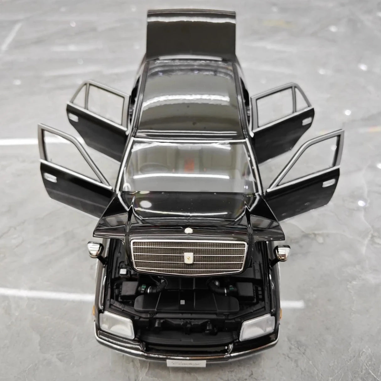 Almost Real Toyota 1997 Century Black 1:18 – Collectible Diecast Model Die-Cast