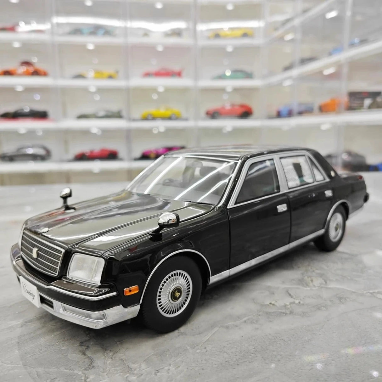 Almost Real Toyota 1997 Century Black 1:18 – Collectible Diecast Model Die-Cast