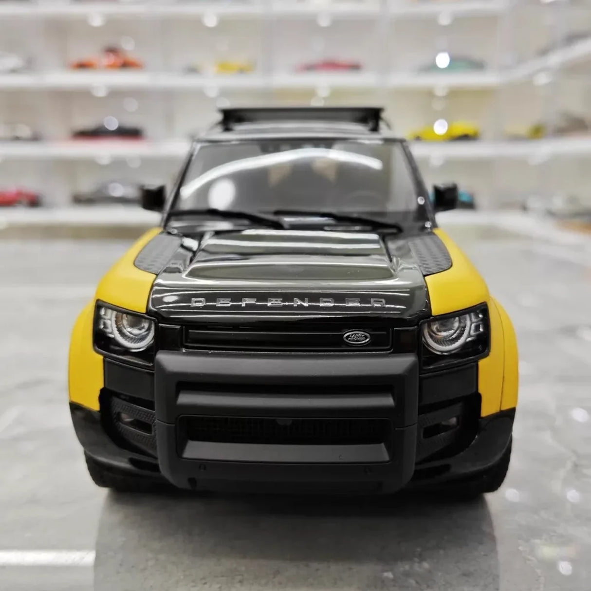 Almost Real Land Rover 2021 Defender 90 Trophy Livery Yellow and Black 1:18 – Collectible Diecast Model Die-Cast