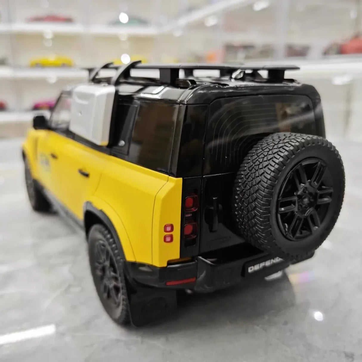 Almost Real Land Rover 2021 Defender 90 Trophy Livery Yellow and Black 1:18 – Collectible Diecast Model Die-Cast