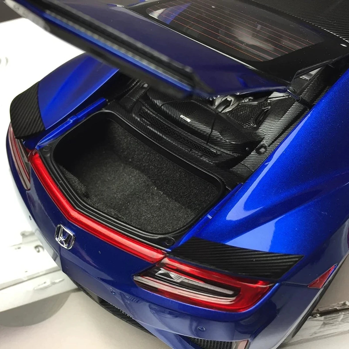 AutoArt Acura 2017 NSX Blau 1:18 – Druckguss-Sammlermodell