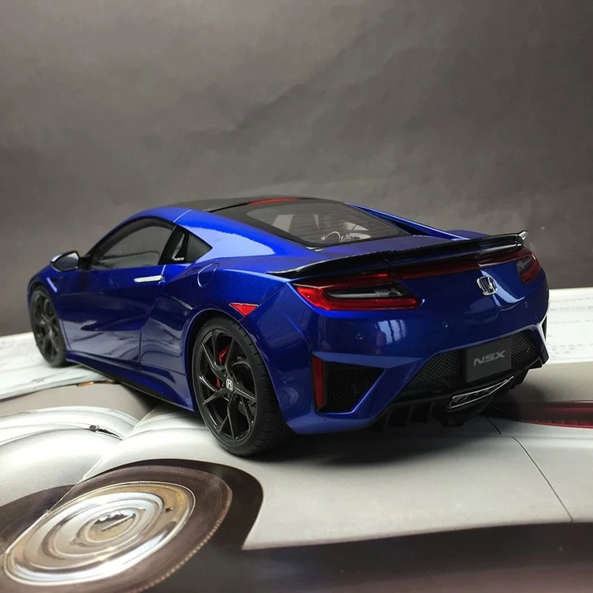 AutoArt Acura 2017 NSX Blau 1:18 – Druckguss-Sammlermodell