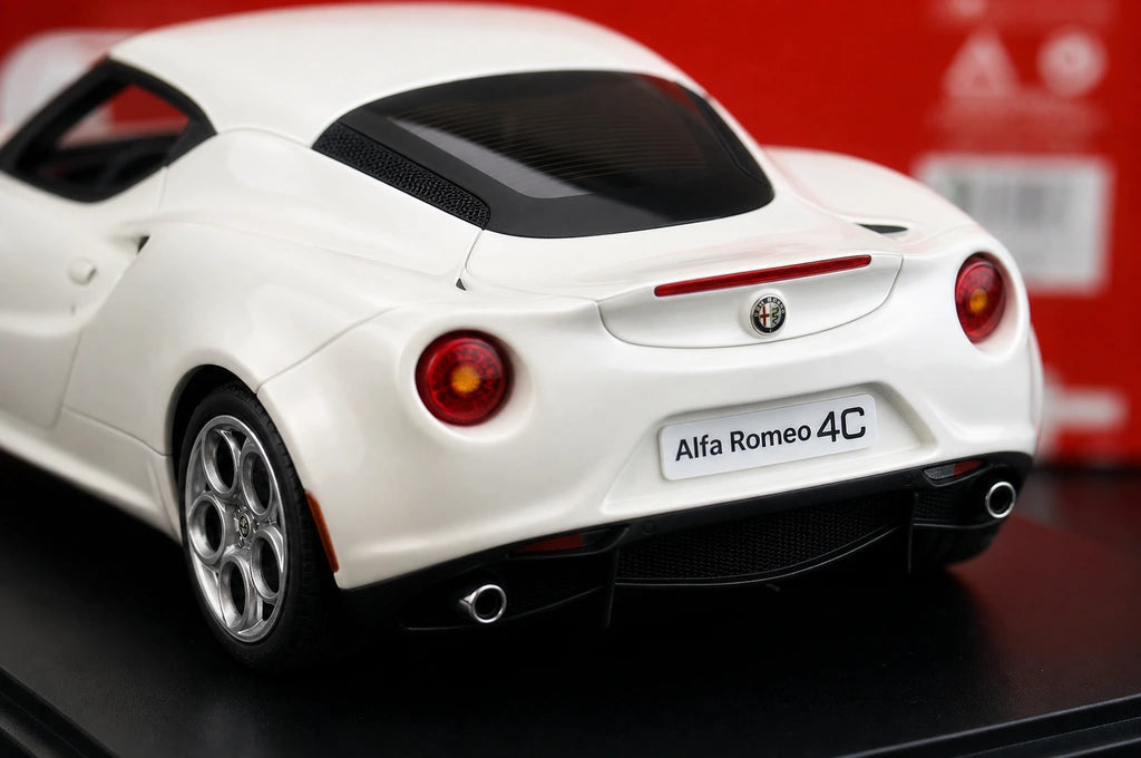 AutoArt Alfa Romeo 2013 4C White 1:18 – Collectible Diecast Model Die-Cast