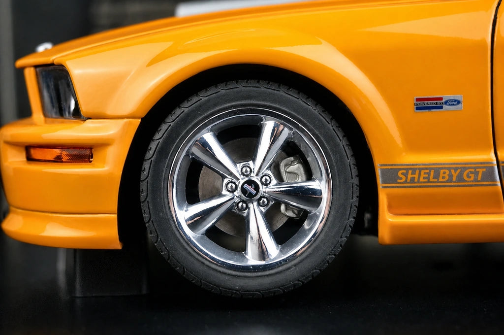 AutoArt Ford 2007 Shelby GT Orange 1:18 – Collectible Diecast Model Die-Cast