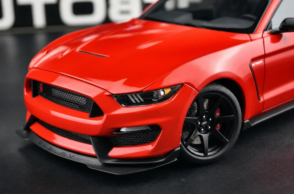 AutoArt فورد 2016 شيلبي موستانج GT350R ريد 1:18 – نموذج معدني قابل للجمع من القالب المصبوب
