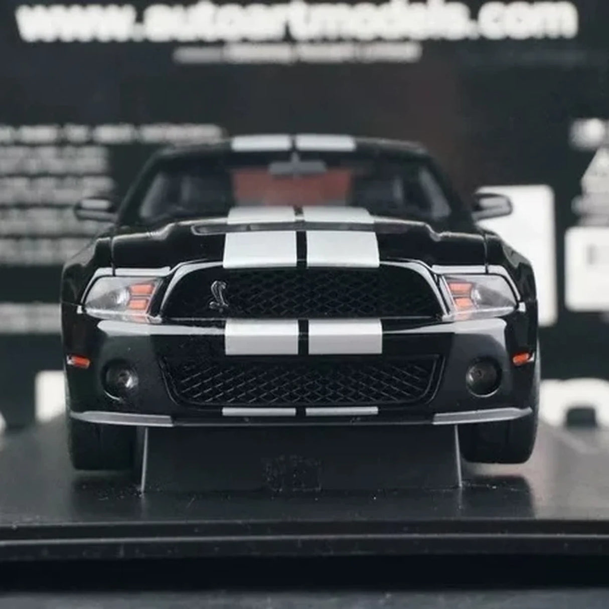 AutoArt فورد 2020 موستانج شيلبي GT500 بلاك 1:18 – نموذج معدني قابل للجمع