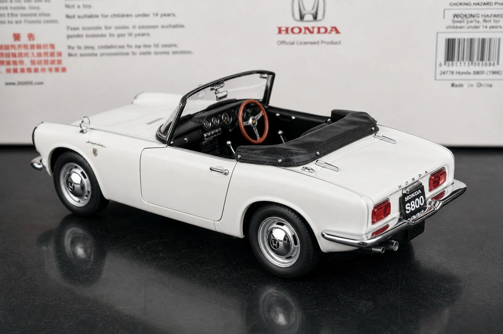 AutoArt Honda 1966 S800 White 1:18 – Collectible Diecast Model Die-Cast