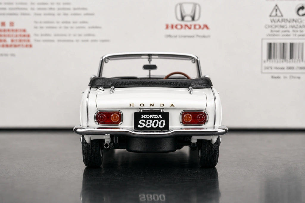AutoArt Honda 1966 S800 White 1:18 – Collectible Diecast Model Die-Cast