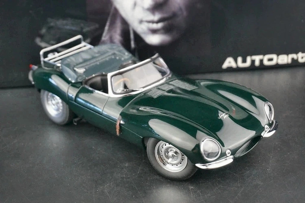 AutoArt Jaguar 1957 XK-SS Steve McQueen 1:18 – samlarobjekt gjuten modell gjutet
