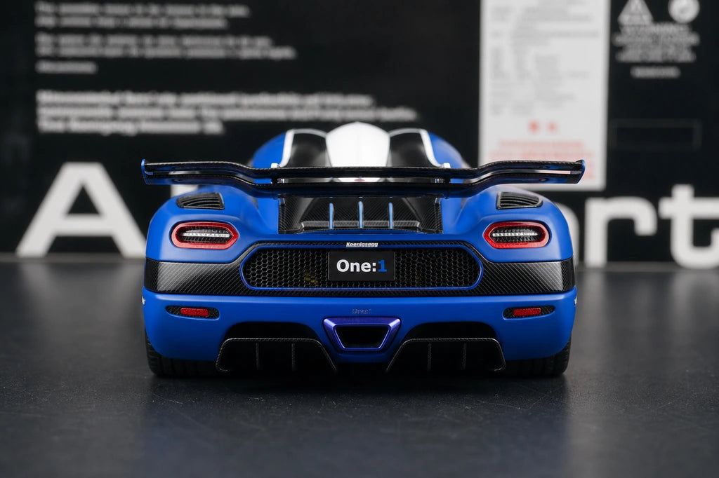 AutoArt Koenigsegg 2014 One1 Blue 1:18 – نموذج معدني قابل للجمع من القالب المصبوب