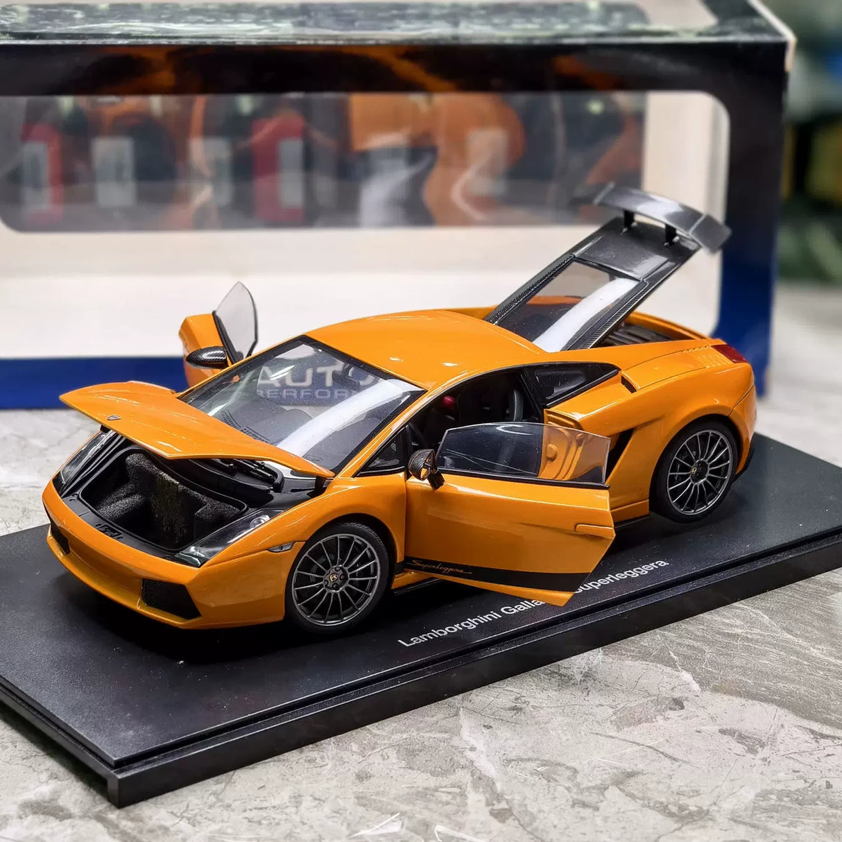 AutoArt Lamborghini 2007 Gallardo Superleggera Arancio Borealis 1:18 – Collectible Diecast Model Die-Cast