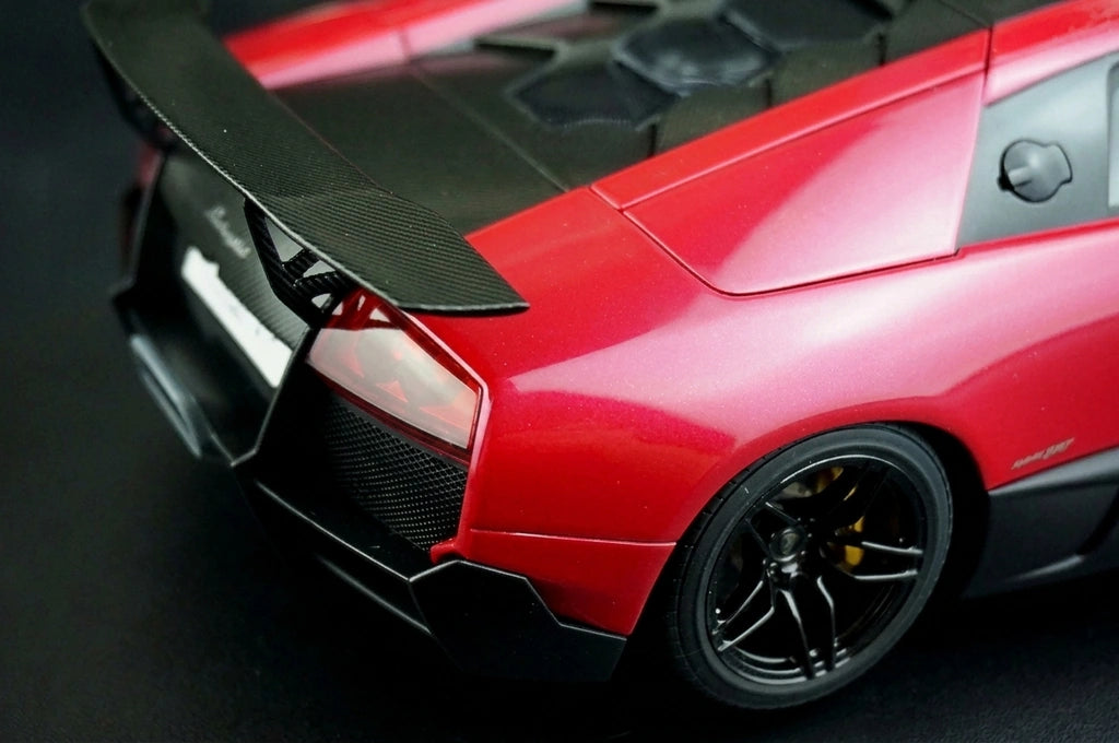 AutoArt Lamborghini 2009 مورسيلاجو LP670-4 SV تشيري ريد 1:18 – نموذج معدني قابل للجمع مصبوب.
