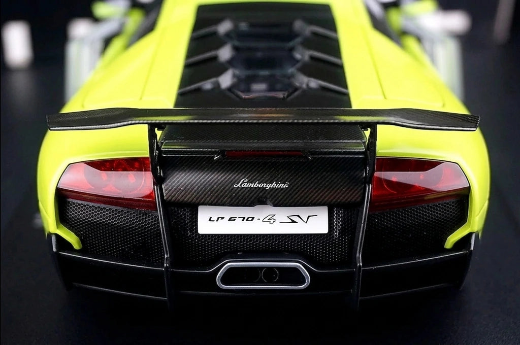 AutoArt Lamborghini 2009 Murcielago LP670-4 SV Green 1:18 – Collectible Diecast Model Die-Cast