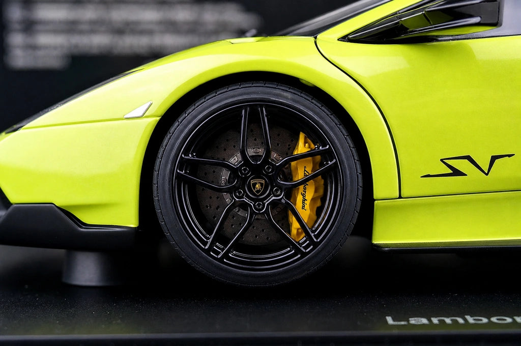 AutoArt Lamborghini 2009 Murcielago LP670-4 SV Green 1:18 – Collectible Diecast Model Die-Cast