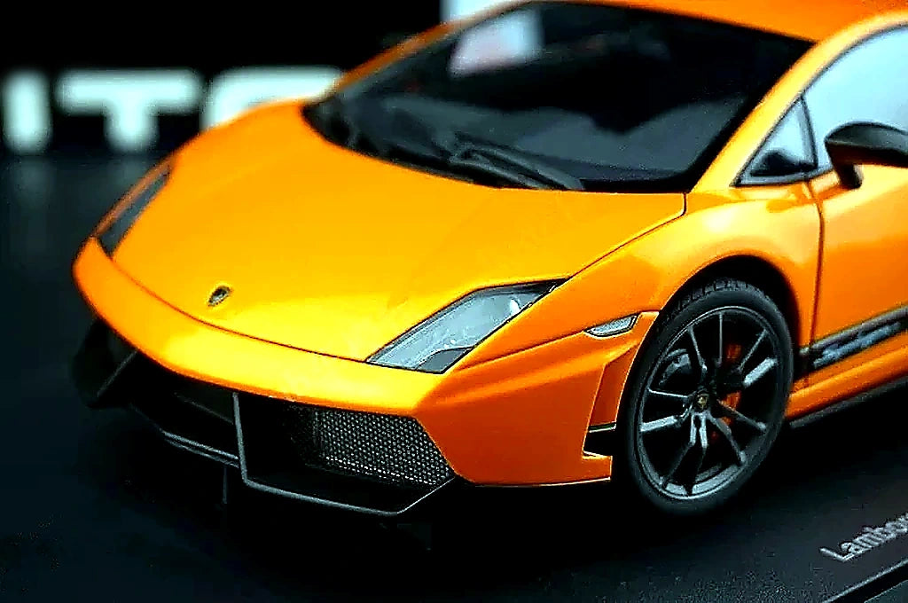 AutoArt Lamborghini 2010 Gallardo LP570-4 Superleggera Orange 1:18 – Collectible Diecast Model Die-Cast