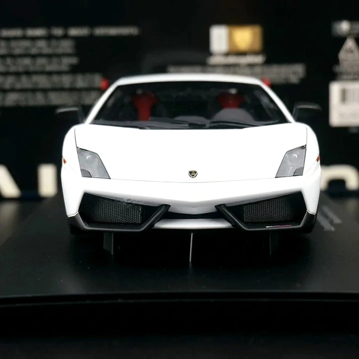 AutoArt Lamborghini 2011 Gallardo LP570-4 Super Trofeo Stradale White 1:18 – Modello da collezione pressofuso