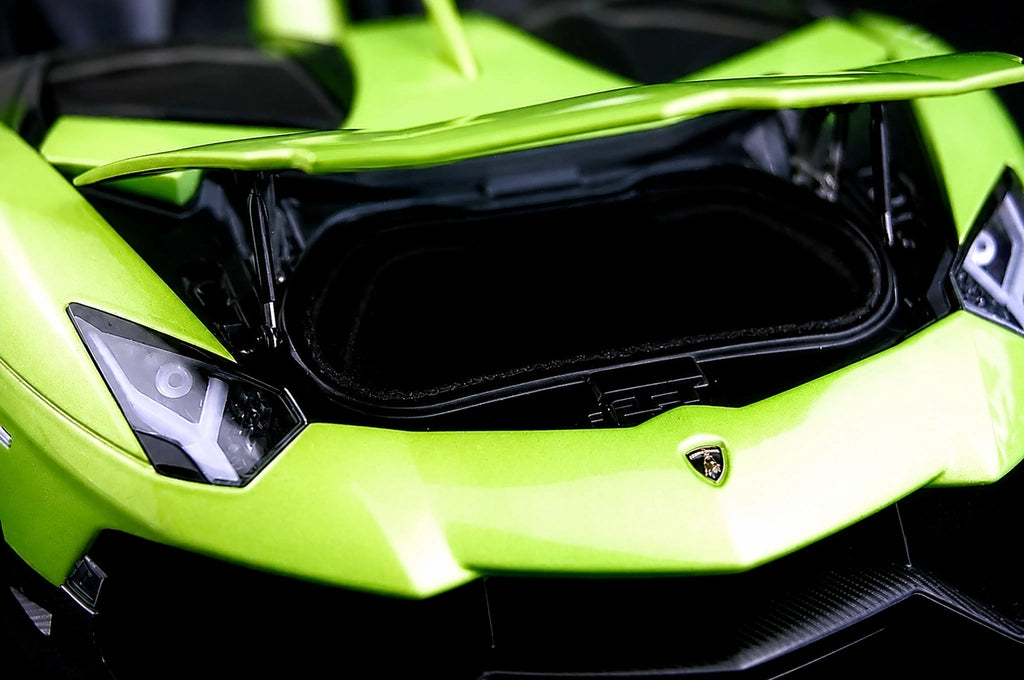 AutoArt Lamborghini 2012 Aventador J Green 1:18 – Collectible Diecast Model Die-Cast