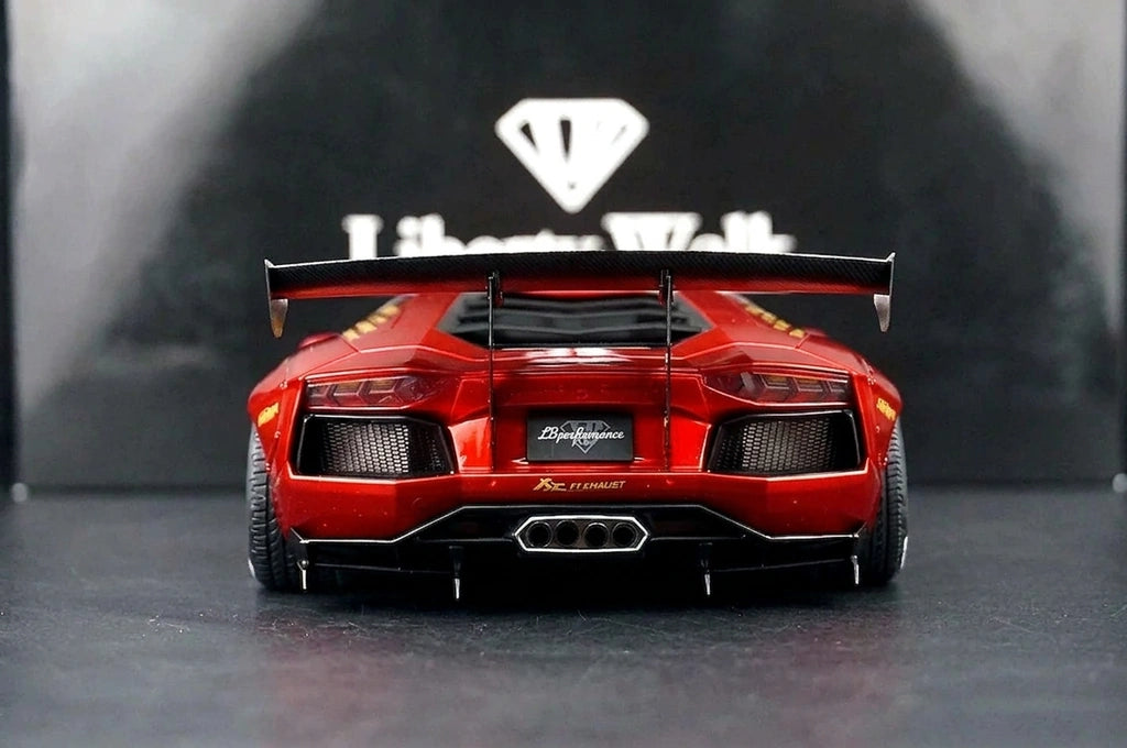 AutoArt Lamborghini 2012 Aventador LP700-4 LB-ووركس بورغندي 1:18 – نموذج معدني قابل للجمع مصنوع من القالب المصبوب