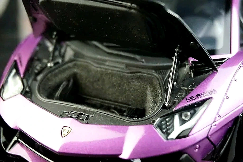 AutoArt Lamborghini 2012 Aventador LP700-4 LB-ووركس بنفسجي 1:18 – نموذج معدني قابل للجمع من القالب المصبوب