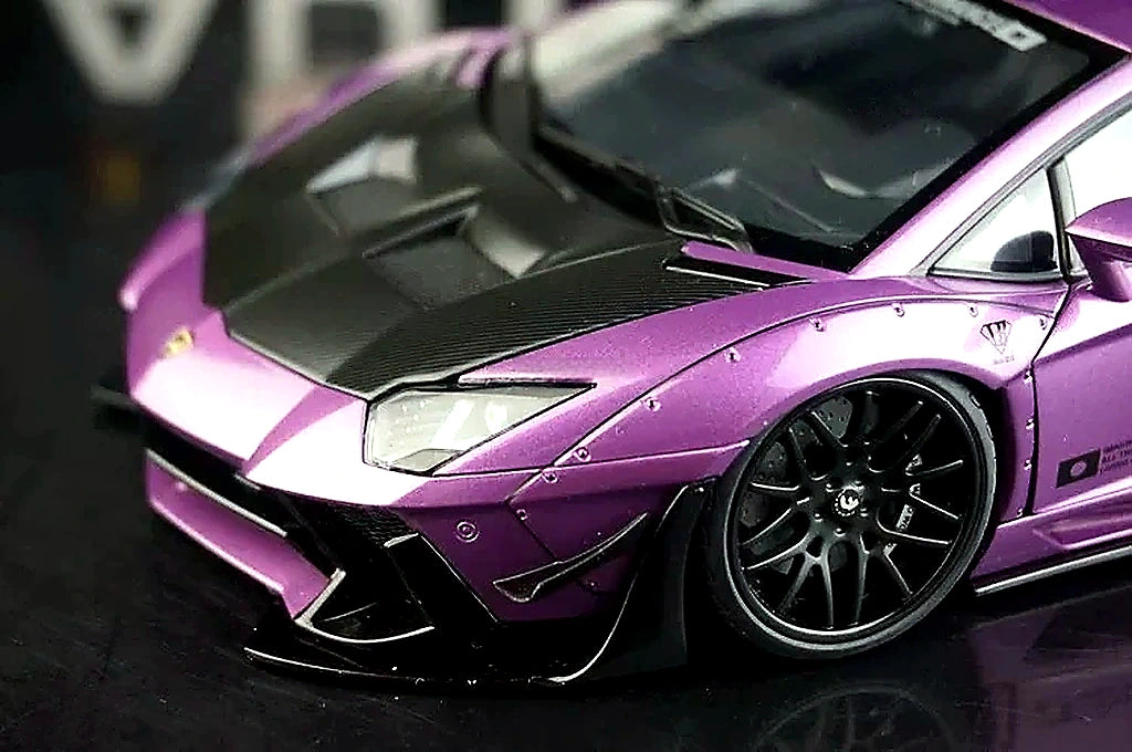 AutoArt Lamborghini 2012 Aventador LP700-4 LB-ووركس بنفسجي 1:18 – نموذج معدني قابل للجمع من القالب المصبوب