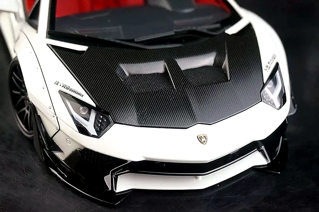 AutoArt Lamborghini 2012 Aventador LP700-4 LB-Works White 1:18 – Modello da collezione in metallo pressofuso