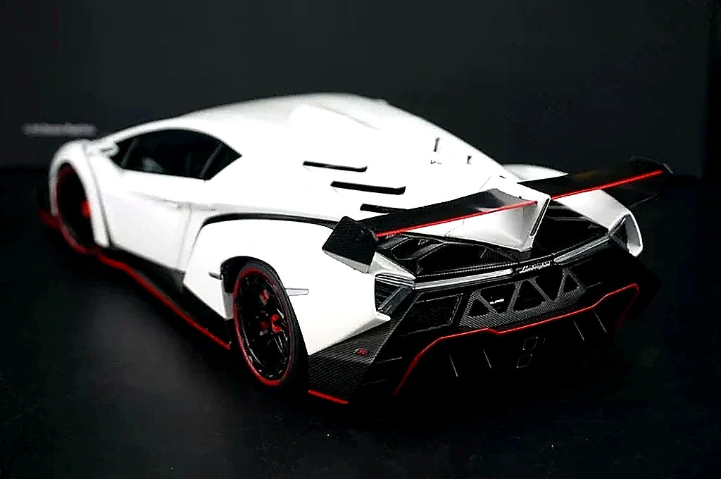 AutoArt Lamborghini 2013 Veneno White 1:18 – Modello da collezione in pressofuso