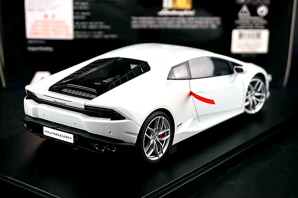AutoArt Lamborghini 2014 هوراكان LP610-4 وايت 1:18 – نموذج معدني قابل للجمع من القالب المصبوب