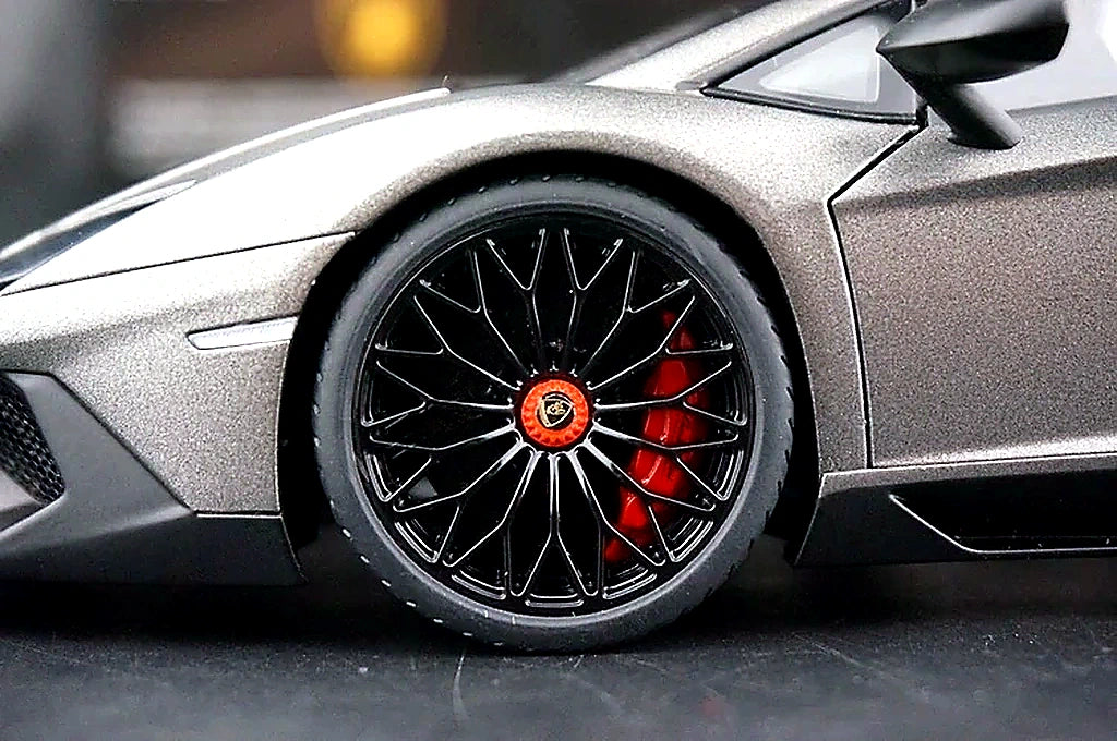 AutoArt Lamborghini 2015 Aventador LP750-4 SV Gray 1:18 – Modello da collezione pressofuso
