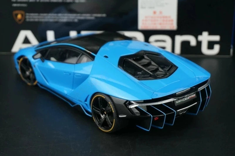 AutoArt Lamborghini 2016 سينتيناريو LP770-4 بلو 1:18 – نموذج معدني قابل للجمع مصبوب.