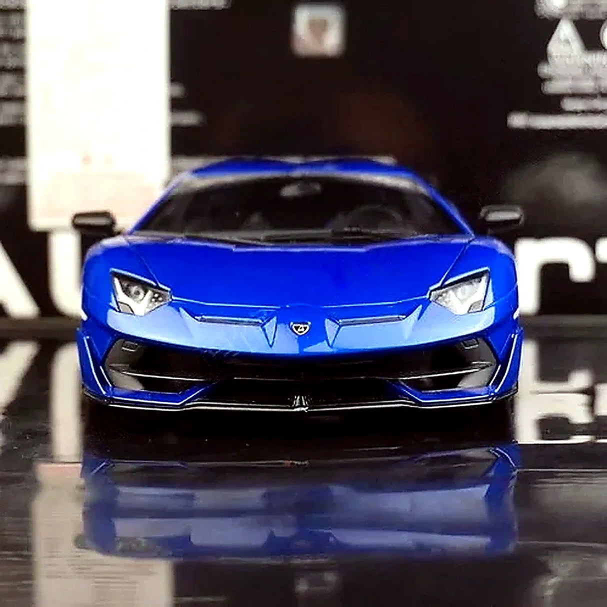 AutoArt Lamborghini 2018 Aventador SVJ بلو 1:18 – نموذج معدني قابل للجمع