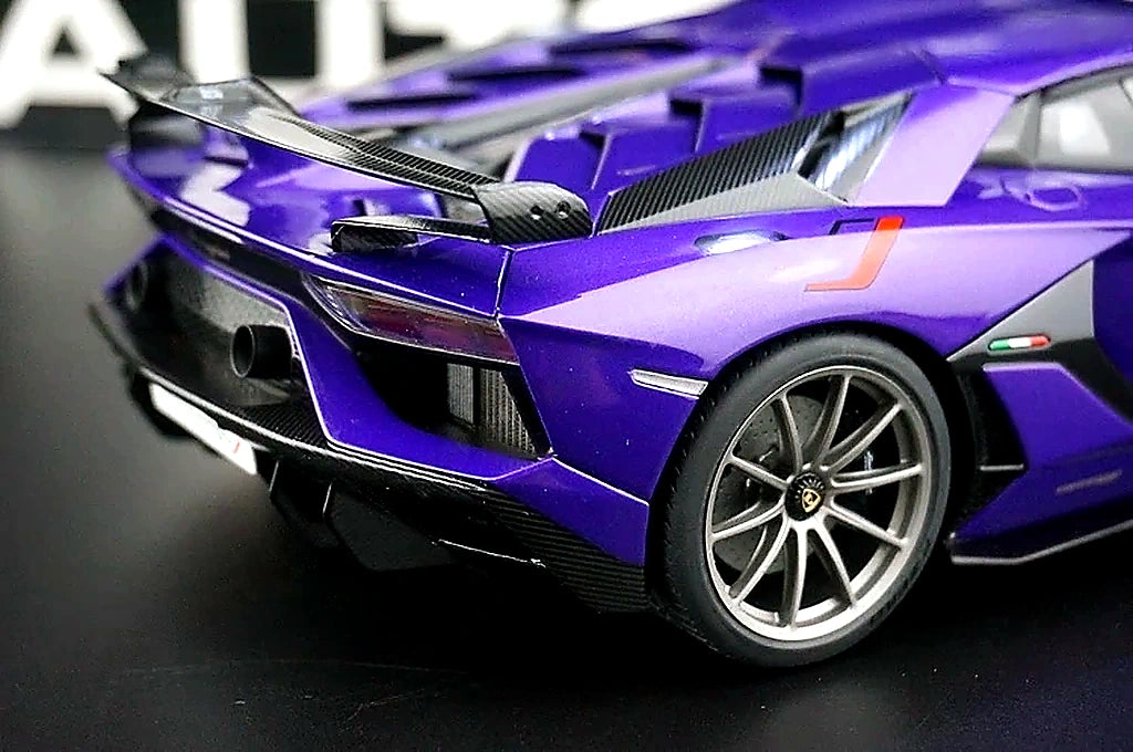AutoArt Lamborghini 2018 Aventador SVJ Purple 1:18 – Modello da collezione in pressofuso