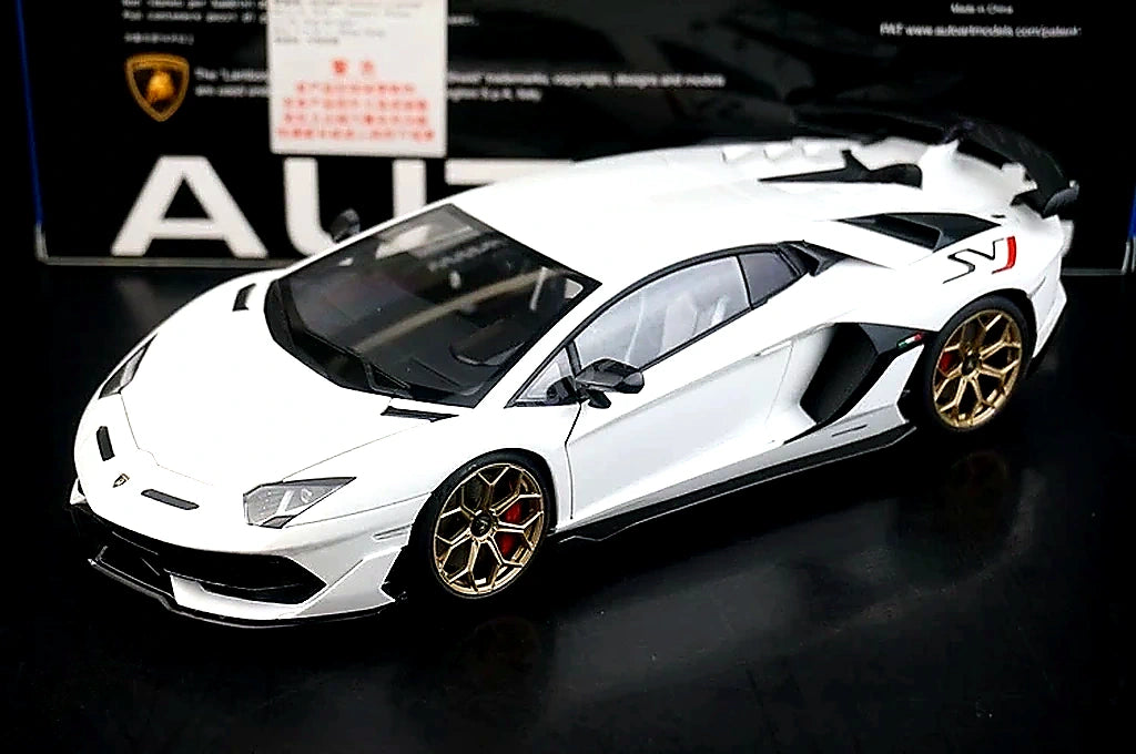 AutoArt Lamborghini 2018 Aventador SVJ White 1:18 – Collectible Diecast Model Die-Cast