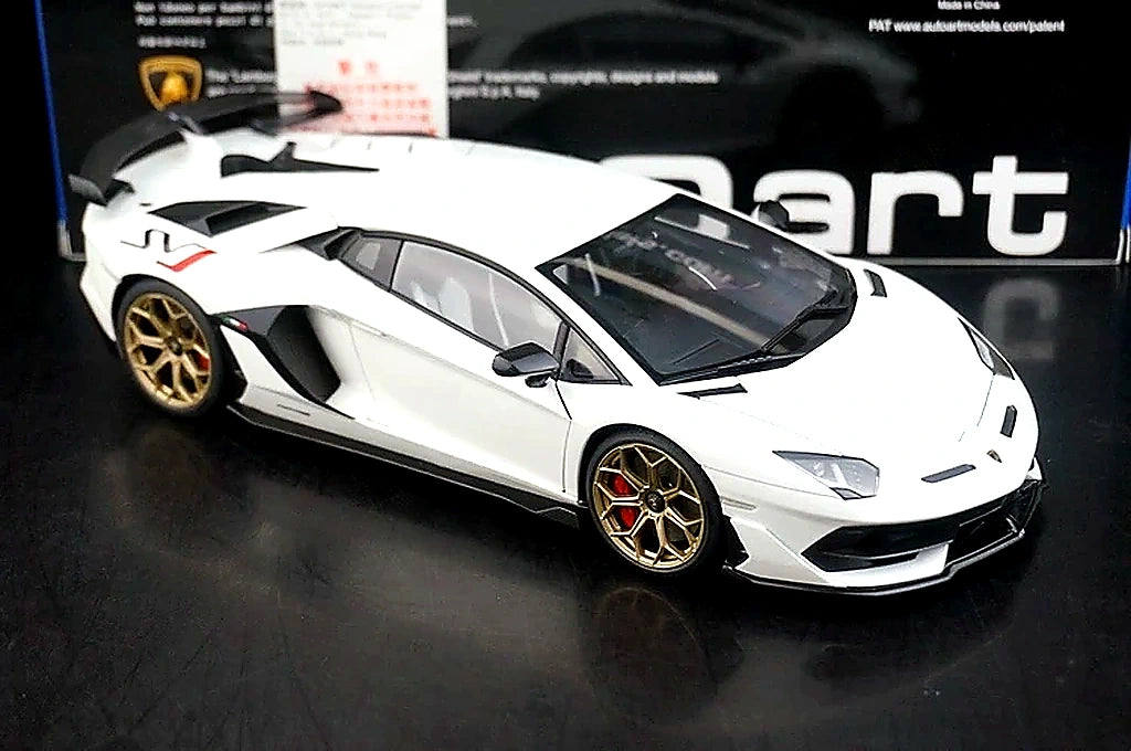 AutoArt Lamborghini 2018 Aventador SVJ White 1:18 – Collectible Diecast Model Die-Cast