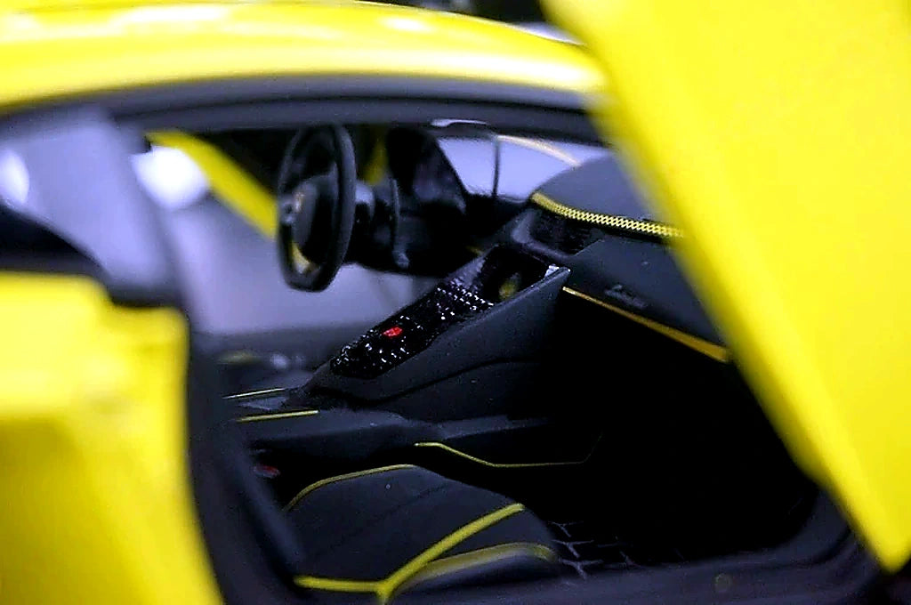 AutoArt Lamborghini 2018 Aventador SVJ Yellow 1:18 – Modello Pressofuso da collezione