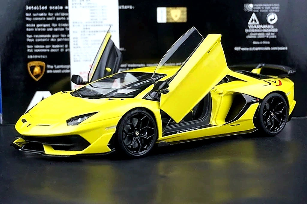 AutoArt Lamborghini 2018 Aventador SVJ Yellow 1:18 – Modello Pressofuso da collezione