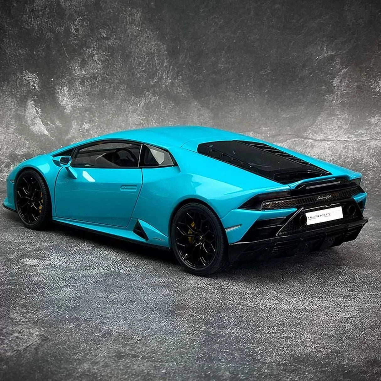 AutoArt Lamborghini 2019 هوراكان EVO بلو 1:18 – نموذج معدني قابل للجمع من نوع القالب المصبوب