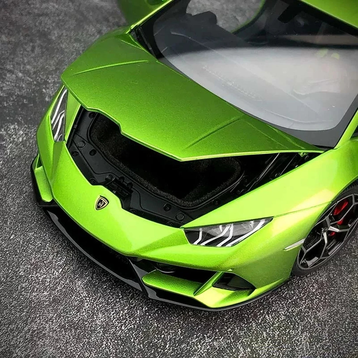 AutoArt Lamborghini 2019 Huracan EVO Green 1:18 – Collectible Diecast Model Die-Cast