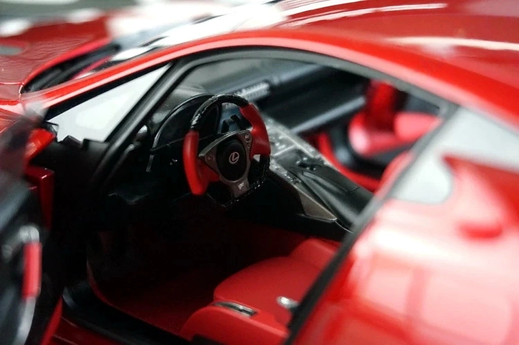 AutoArt Lexus 2010 LFA بورغوندي 1:18 – نموذج معدني قابل للجمع مصبوب.