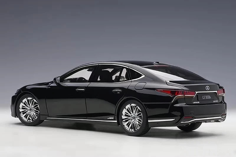 AutoArt Lexus 2017 LS 500h Black 1:18 – Collectible Diecast Model Die-Cast