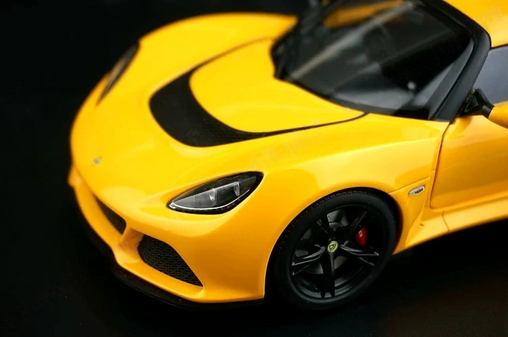 AutoArt Lotus 2006 Exige S Yellow 1:18 – نموذج معدني قابل للجمع من القالب المصبوب