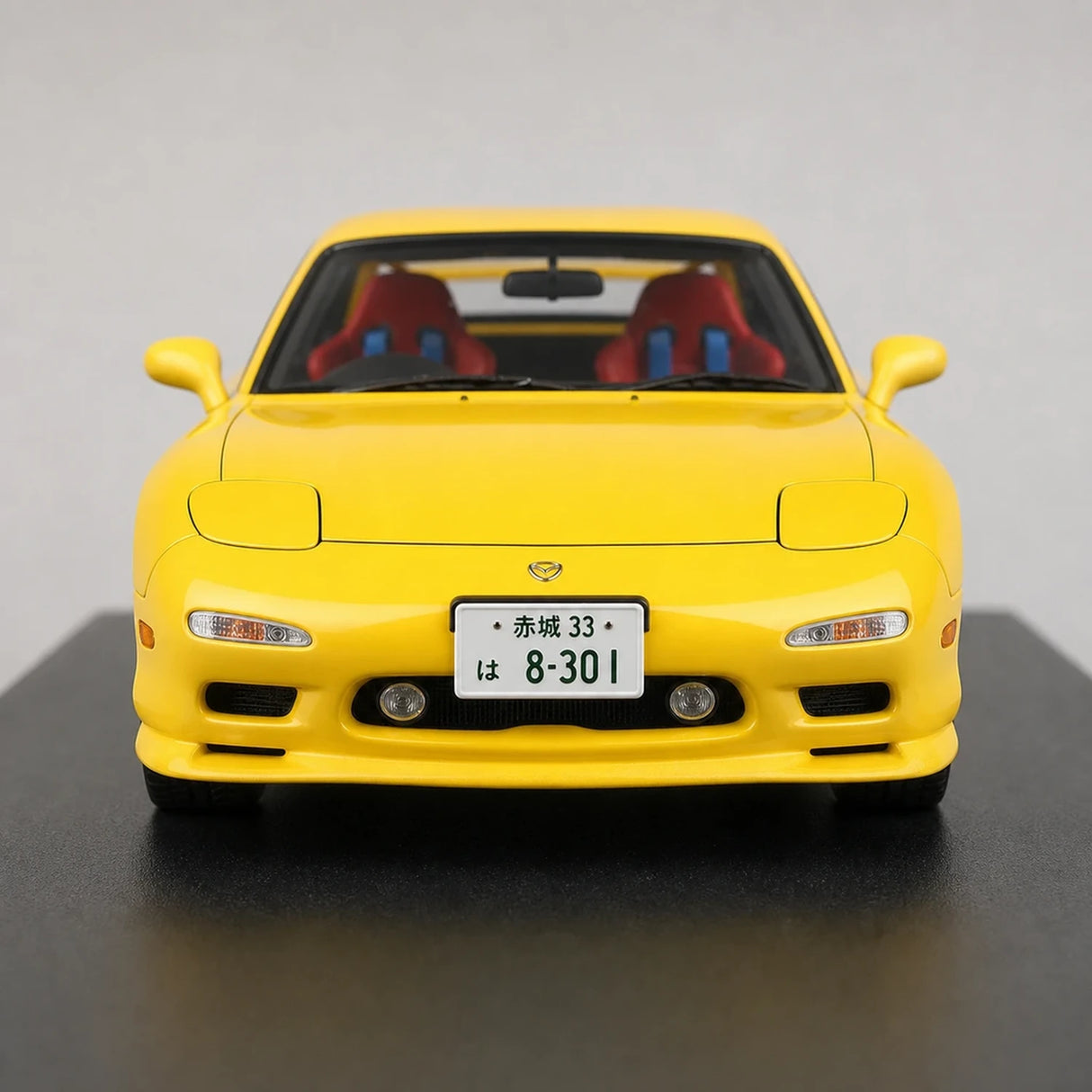 AutoArt Mazda 1992 RX-7 FD3S Initial D Yellow 1:18 – Modello da collezione in pressofuso