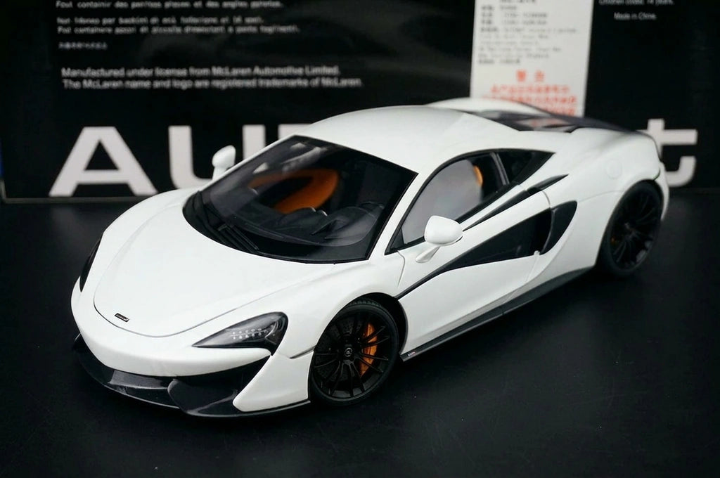 AutoArt McLaren 2015 570S White 1:18 – Modello da collezione in metallo pressofuso