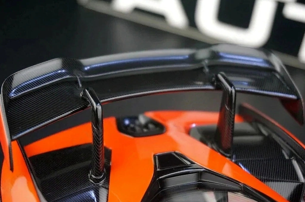 AutoArt McLaren 2018 Senna Orange 1:18 – Modello da collezione pressofuso