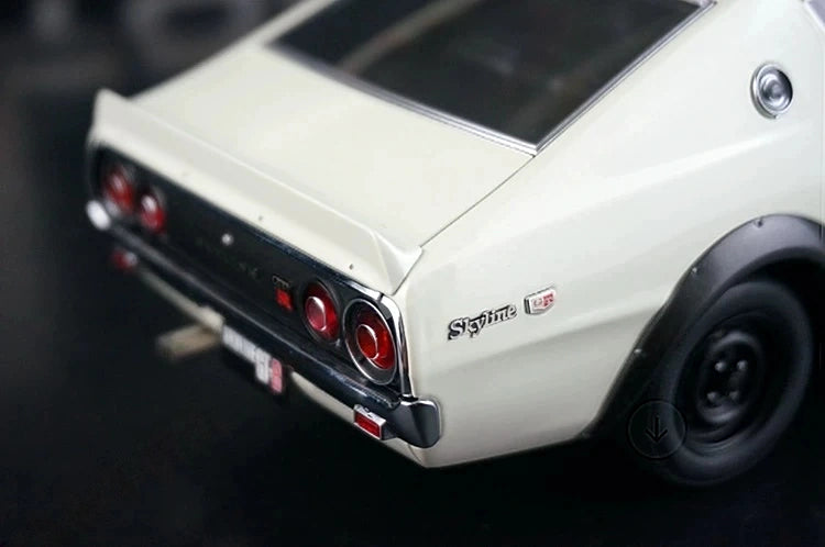 AutoArt Nissan 1973 Skyline 2000 GT-R KPGC110 White 1:18 – Modello Pressofuso da collezione