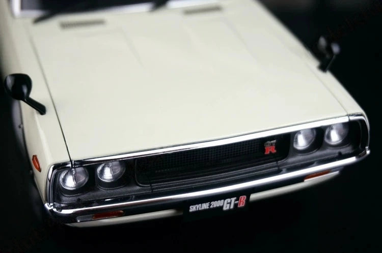 AutoArt Nissan 1973 Skyline 2000 GT-R KPGC110 White 1:18 – Modello Pressofuso da collezione