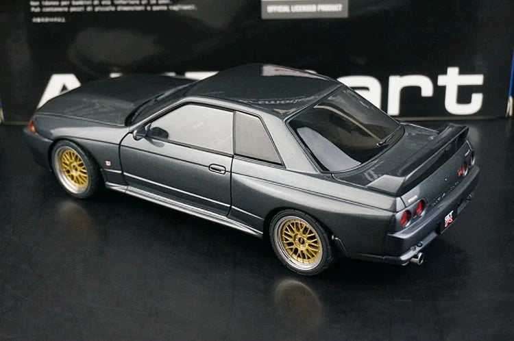 AutoArt Nissan 1989 Skyline GT-R R32 BBS Wheel Argento e Grigio 1:18 – Modello da collezione pressofuso