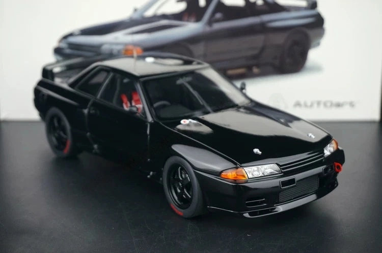 AutoArt Nissan 1989 Skyline GT-R R32 Body Single Black 1:18 – Modello da collezione pressofuso