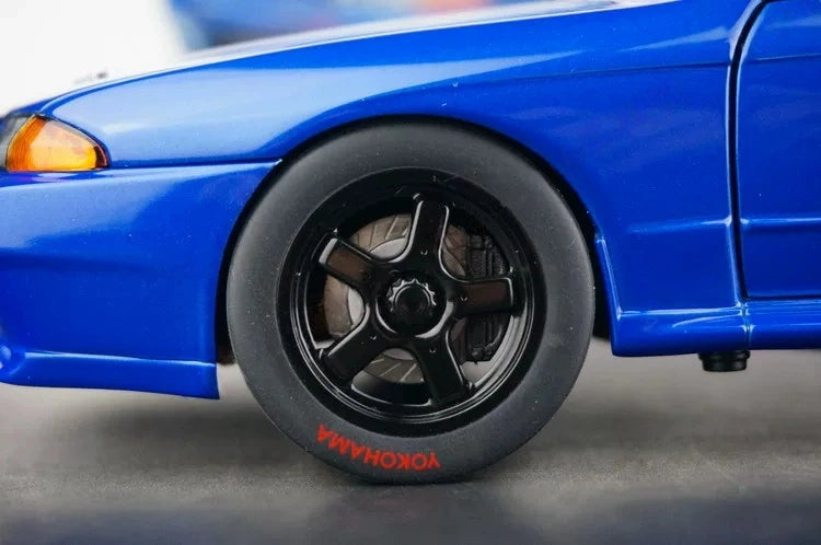 AutoArt Nissan 1989 Skyline GT-R R32 Body Smooth Blue 1:18 – Modello da collezione pressofuso