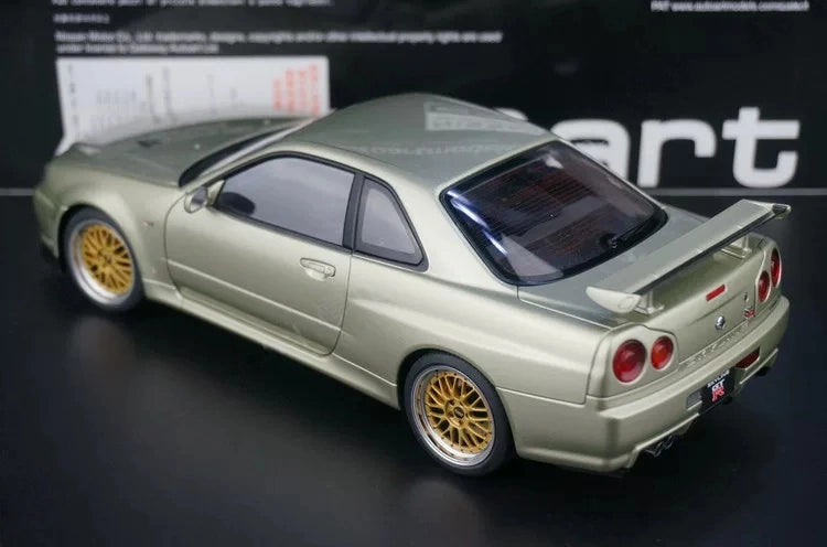 AutoArt Nissan 2000 Skyline GT-R R34 V-Spec II BBS Wheel Gold 1:18 – Modello da collezione pressofuso
